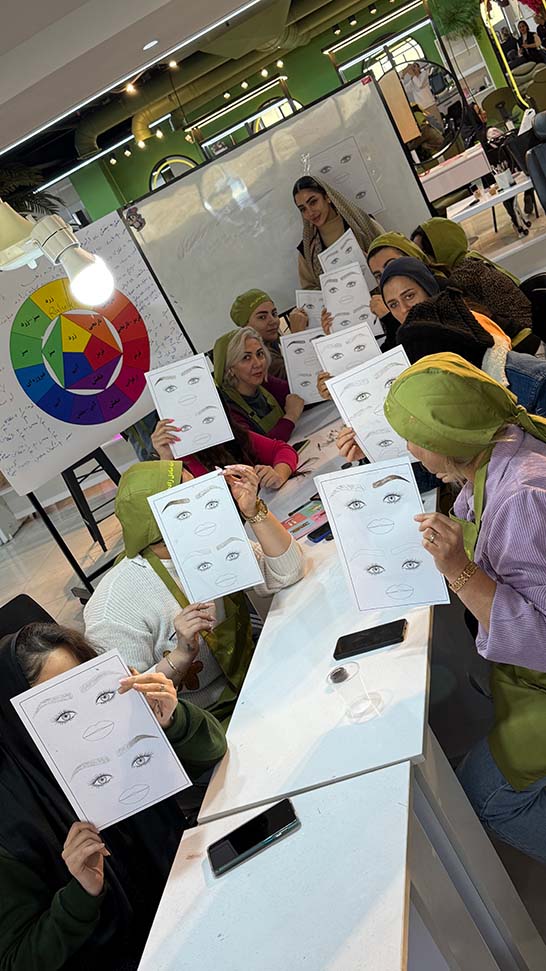 آموزشگاه آرایشگری ماهان در کرج