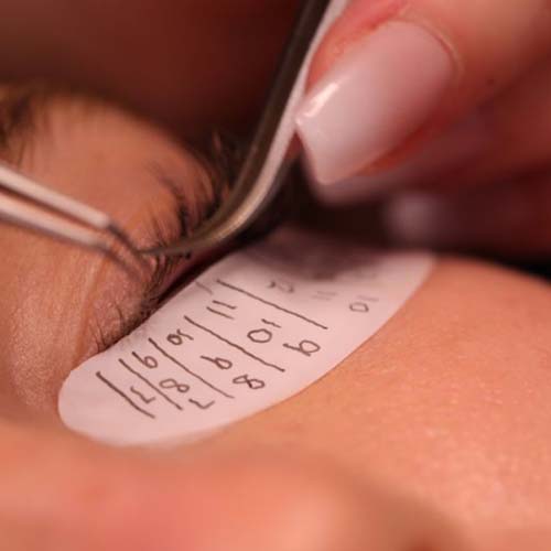 بهترین آموزشگاه کاشت مژه در کرج